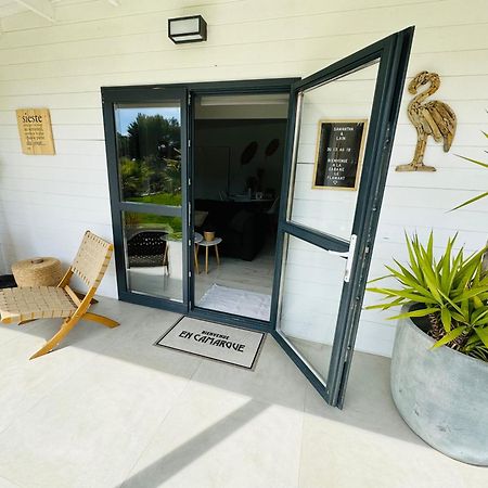 Cabane Le Flamant Avec Jardin, Piscine Et Parking Saintes-Maries-de-la-Mer Esterno foto